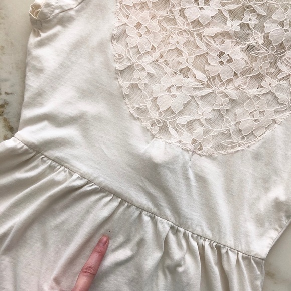 Uo Cream lace back peplum top - Picture 11 of 11